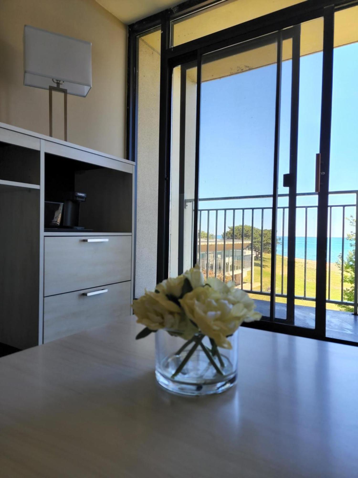 Illinois Beach Hotel Zion Extérieur photo